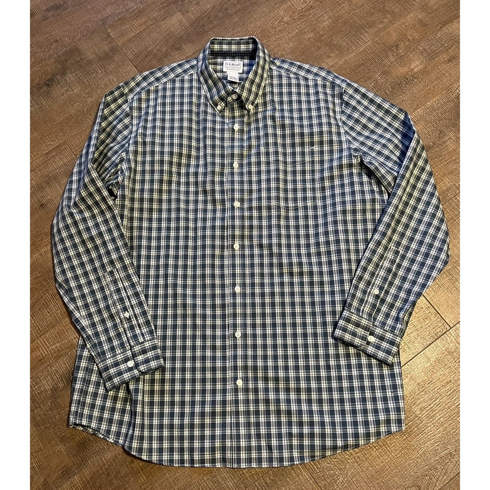 L.L. Bean Mens Traditional Fit Plaid Long Sleeve Button Down‎ Shirt